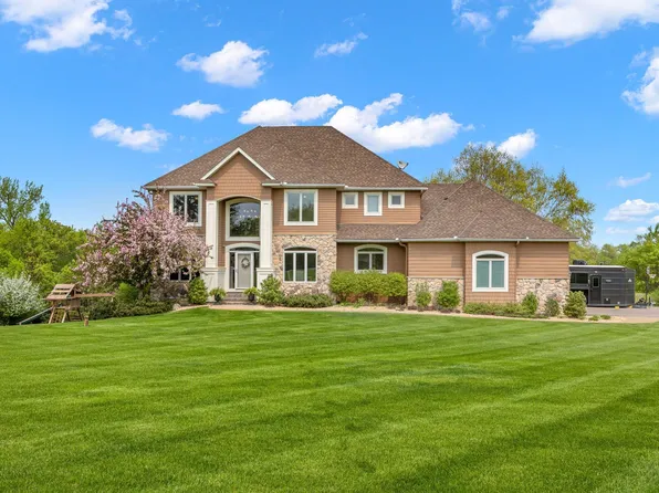 2940 Becker Rd, Maple Plain, MN 55359