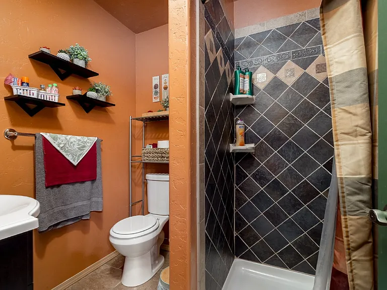 5901 W Main St — Photo 10