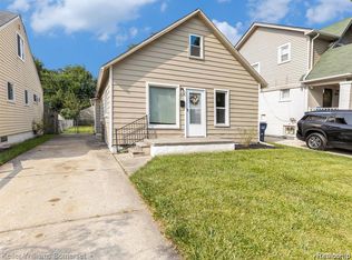 1419 Morris Ave, Lincoln Park, MI 48146