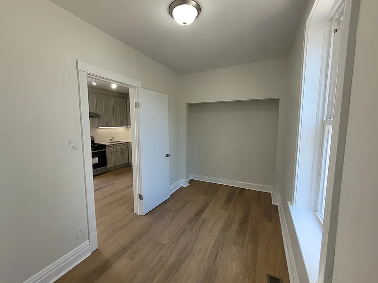 4441 S Wood St #1 — Photo 8