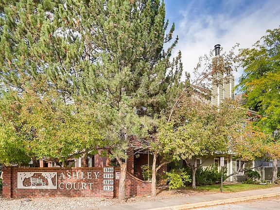 4th image of 1320 S Monaco Pkwy APT 4