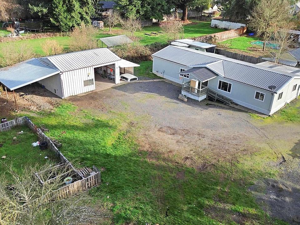 1st image of 3372 Long St