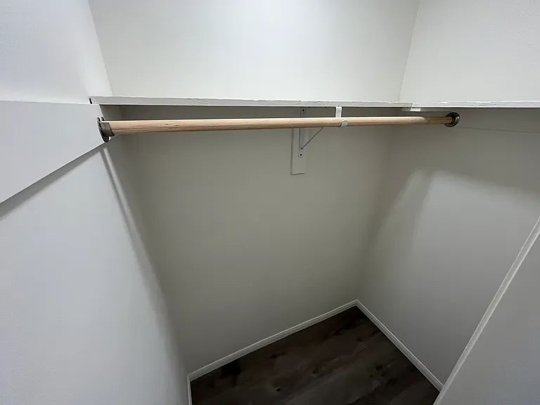 2302 Pacific Ave #9 — Photo 5