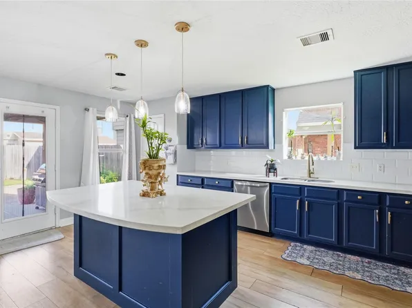 7015 Falling Cherry Pl, Houston, TX 77049
