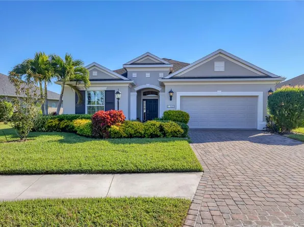 3620 Woodcliff Lake Ter, Sarasota, FL 34243