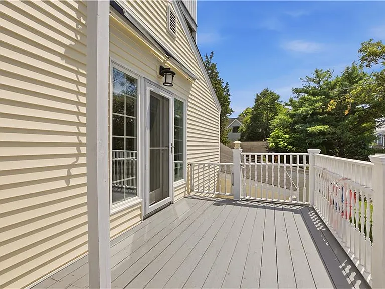 54 Canton Ave — Photo 33