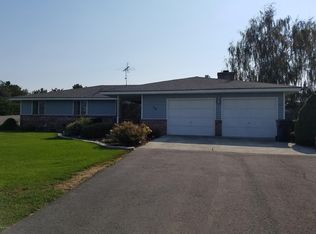 20 Roza View Rd, Grandview, WA 98930