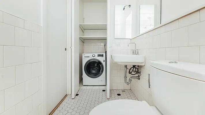 Rented by Nooklyn NYC LLC | media 24