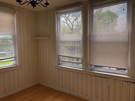 5th image of 3723 W Eastwood Ave #2E