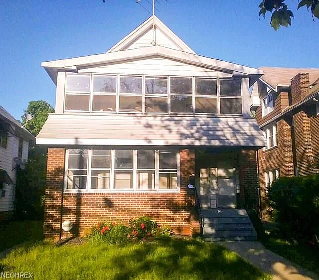1st image of 1075 E 171st St
