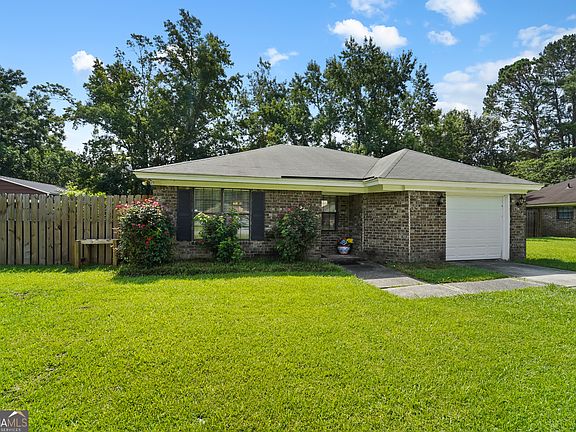 2nd image of 604 Ryan Ln