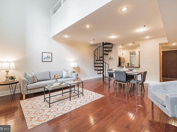 4th image of 627 N 18th St APT 110