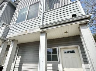 1135 N 92nd St APT C, Seattle, WA 98103