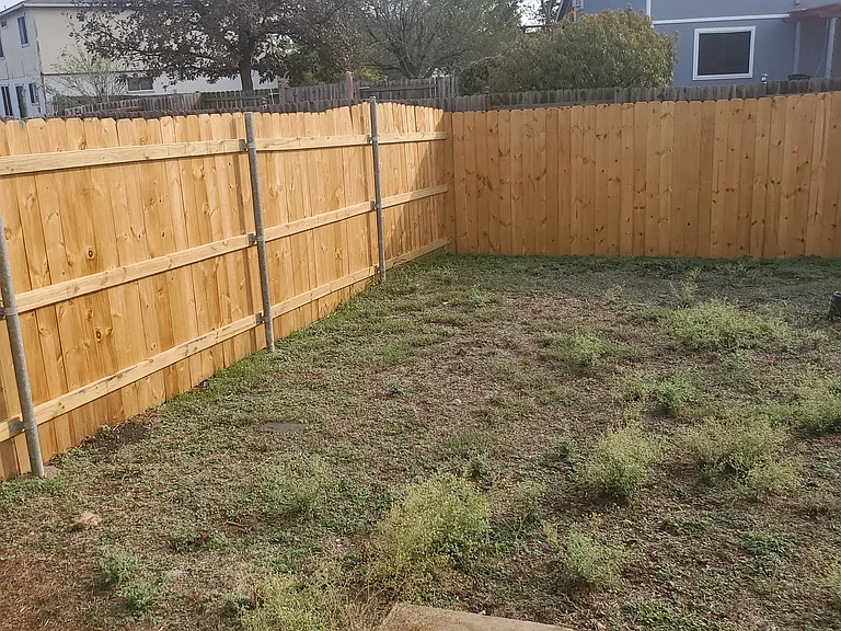 204 Marvin Cv — Photo 15