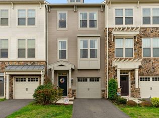 8921 Garrett Way, Manassas, VA 20112