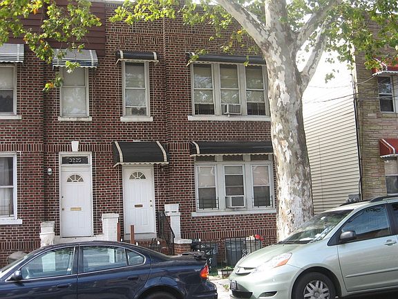 3rd image of 3227 Seymour Ave