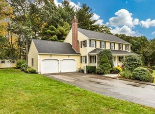 4 Olde Coach Rd, North Reading, MA 01864