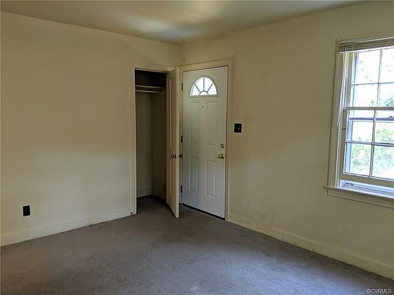 5th image of 1220 Diamond St