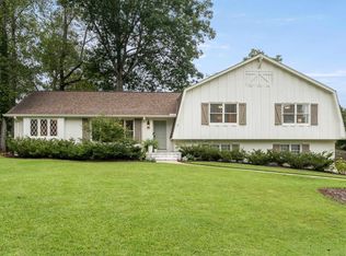 3427 Sagebrook Ln, Vestavia Hills, AL 35243