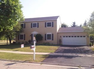 1983 Stanford Dr, Naperville, IL 60565