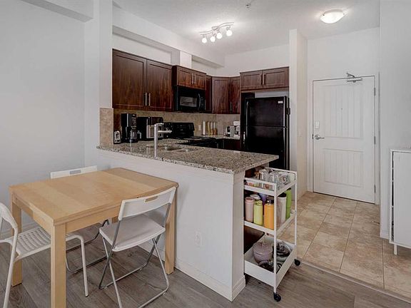 3rd image of 1540 Sherwood Blvd NW #1218