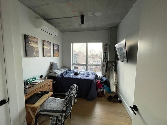 3rd image of 188 Humboldt St #5BB