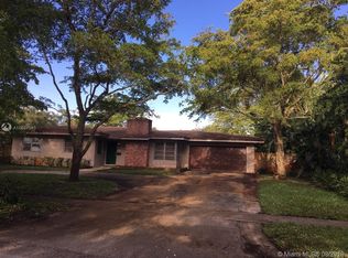 741 N Fig Tree Ln, Plantation, FL 33317