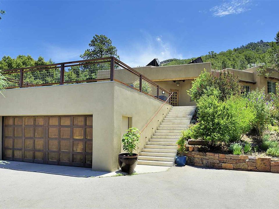 1st image of 82 Canyon Hill Ln