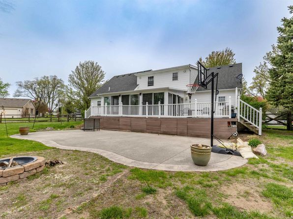 1991 W Smith Rd, Temperance, MI 48182