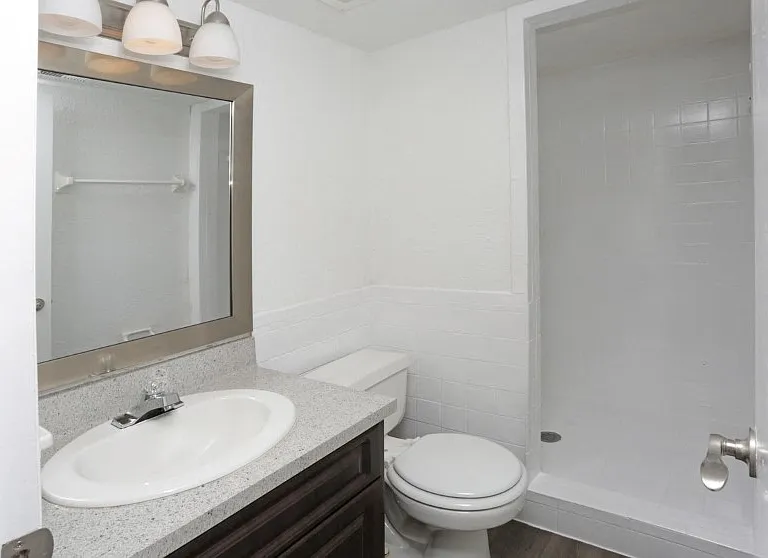 Park Place Apartments — Photo 11
