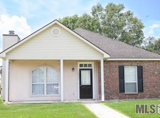 17027 Fountainbleau Dr, Prairieville, LA 70769