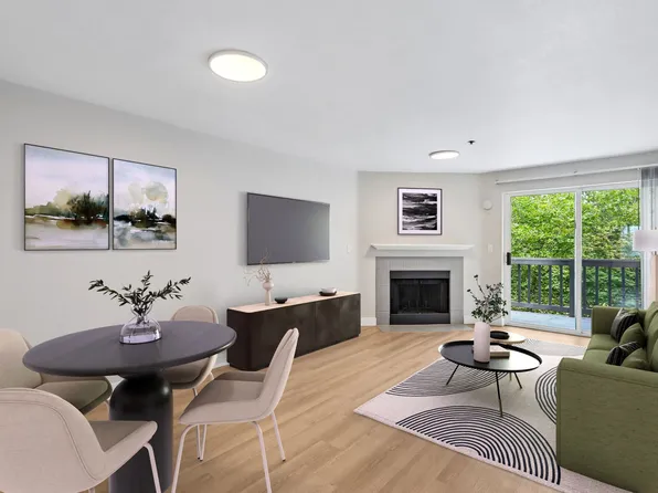CentrePointe Apartments