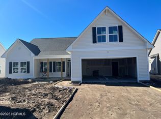 49 W Weatherbee Way, Hampstead, NC 28443