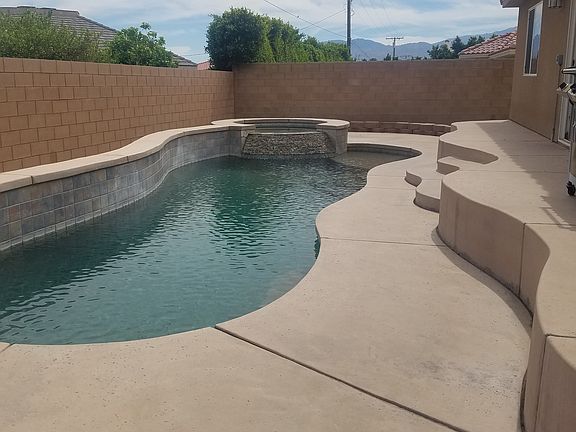 Pool/Spa with Patio/Deck area