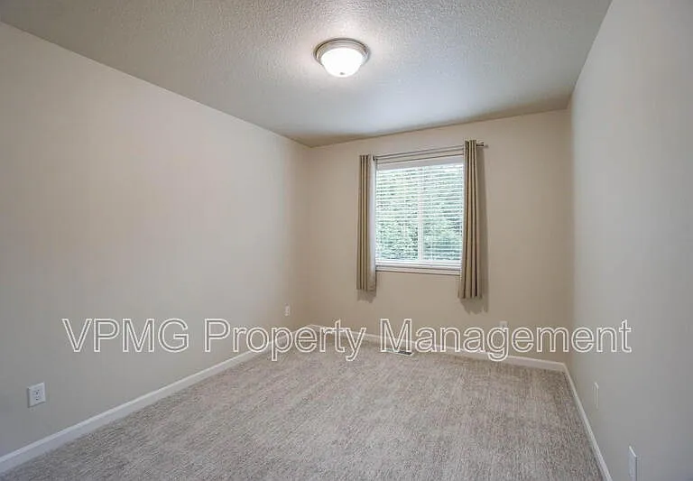 3620 NW 122nd St — Photo 32