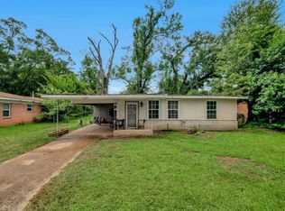 1225 W Main St, Nacogdoches, TX 75964