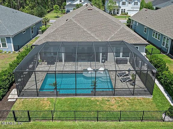 2nd image of 479 CROSSWATER LAKE Drive
