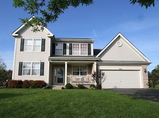 2100 Spring Creek Ln, McHenry, IL 60050