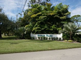 19165 Gulfstream Dr, Jupiter, FL 33469