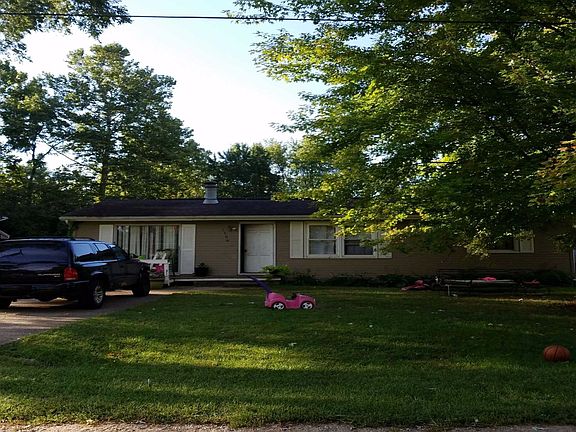 3rd image of 1506 E Valley Shore Dr