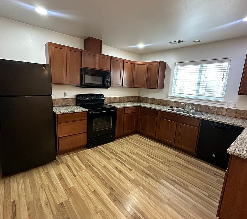 1st image of 102 E Mizzou Ct APT C