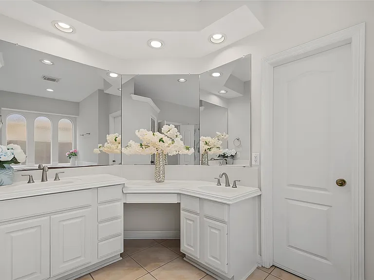 5807 Bayberry Way — Photo 25