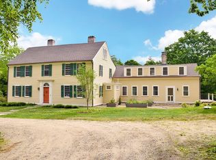 36 Oliver St, Petersham, MA 01366