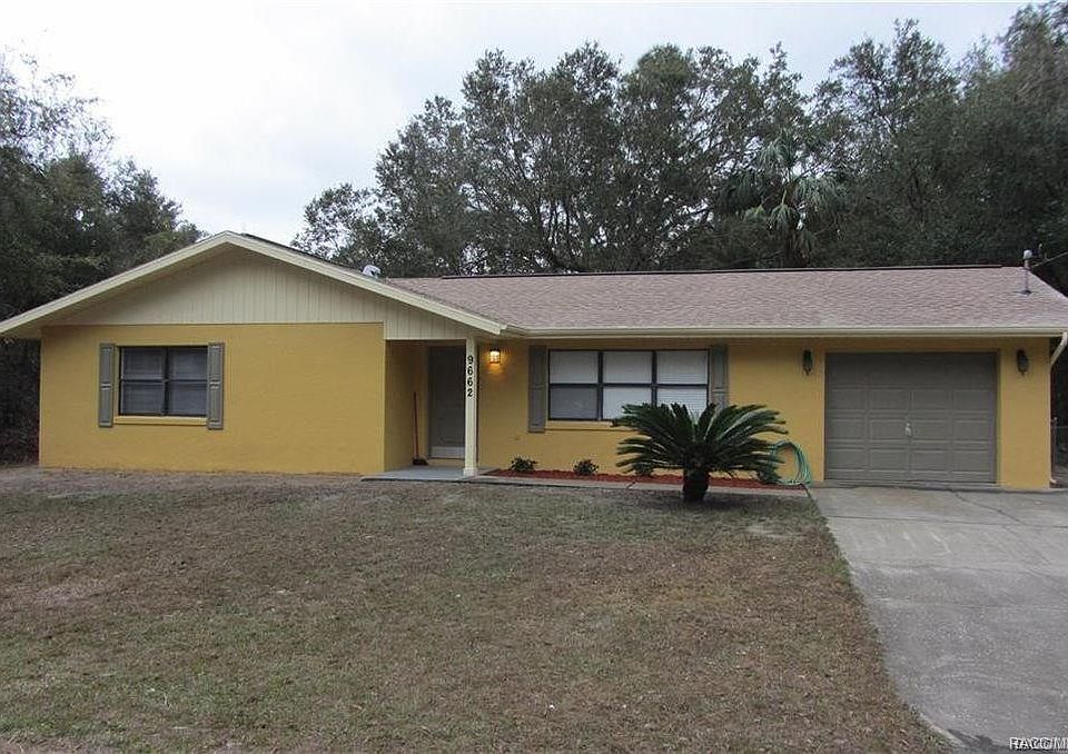 1st image of 9662 W Green Ln