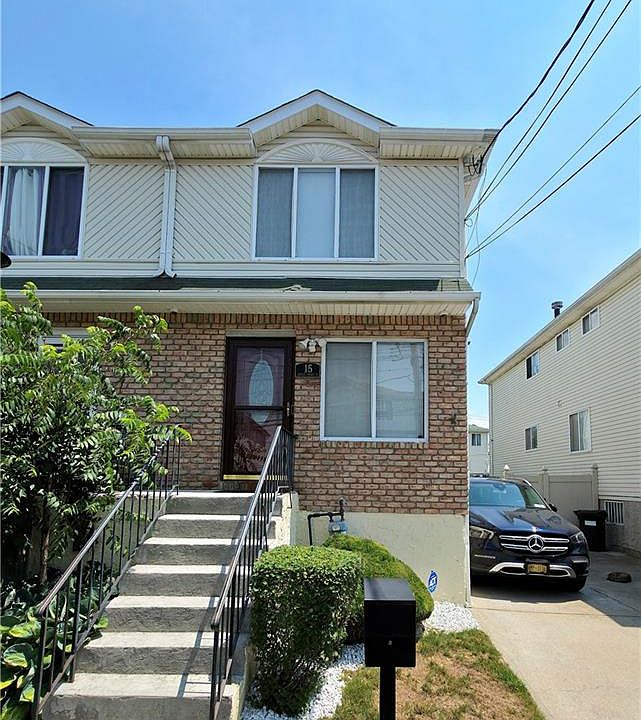 1st image of 15 Bergen Beach Pl