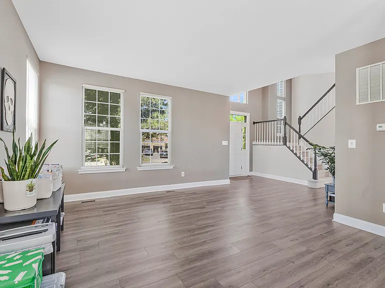 611 Curtin Pl SE — Photo 10