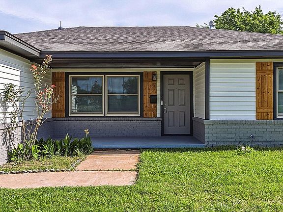 2nd image of 801 NE 32nd St