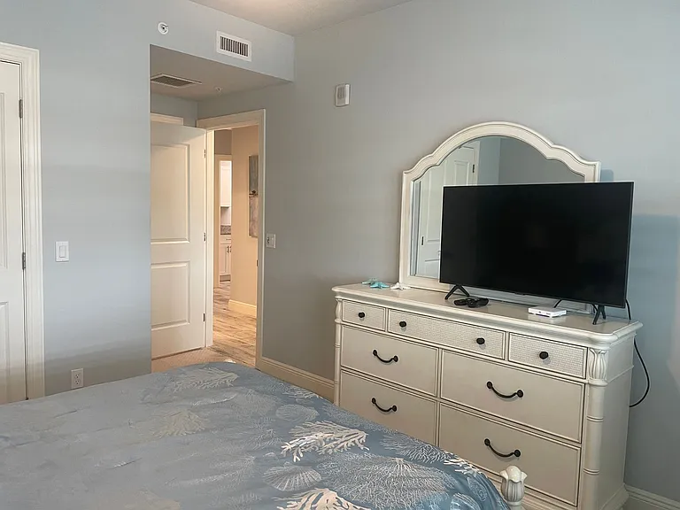 260 Hidden Bay Dr #401 — Photo 35