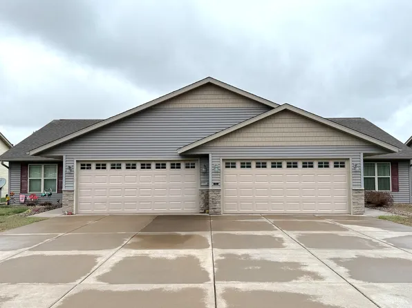 820 W Shorewood Dr, Eau Claire, WI 54703
