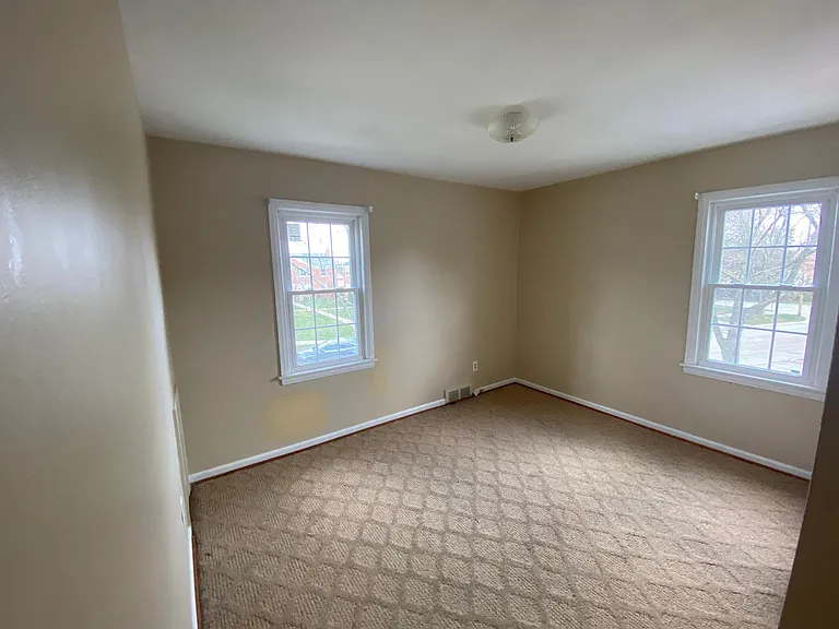 21737 Snow Ave #J3 — Photo 7